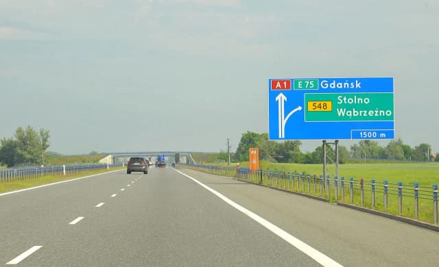 Ile kosztuje autostrada z Torunia do Gdańska? Sprawdź opłaty!