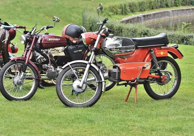 Czy motorower trzeba rejestrować? Obowiązki, koszty i konsekwencje prawne